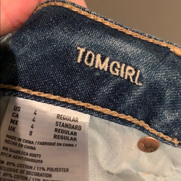 Women’s American Eagle Jeans - Picture 5 of 6